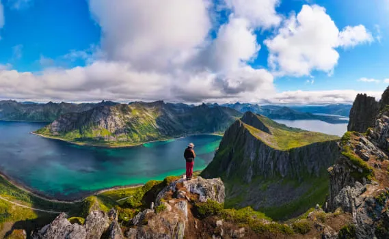 traveler mountain photography